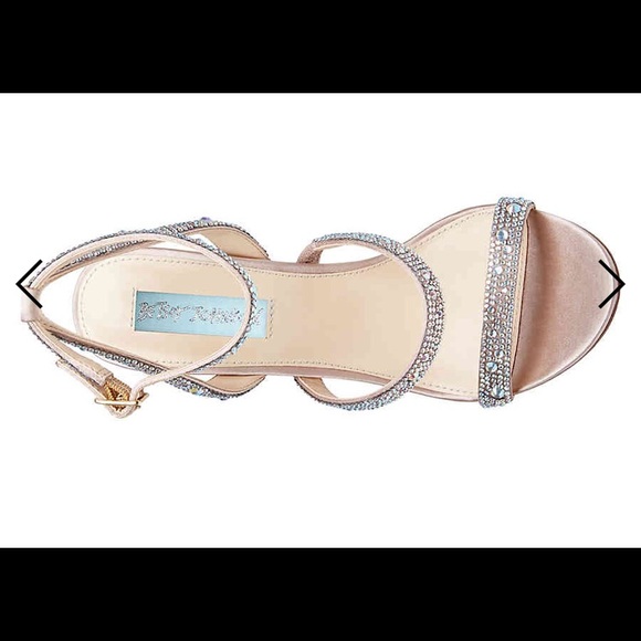 Brand new in box Betsey Johnson heels - Picture 6 of 8